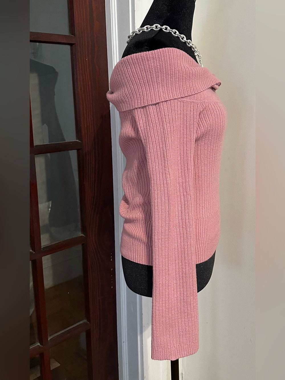 NEW Hooked ๐ค Up~Dusty Rose~Off The Shoulder Ribbed Sweater (M) - Picture 3 of 6
